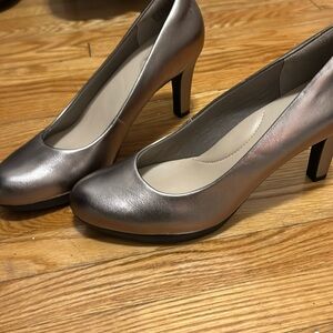 Clark’s collection by Clarks leather ultimate comfort heels